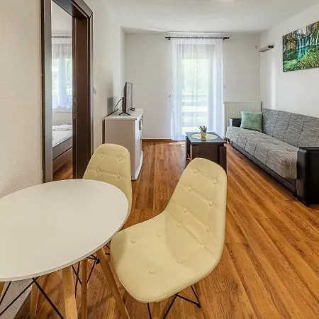 Apartmani Zeder Plitvicka Jezera Rudanovac Exterior photo